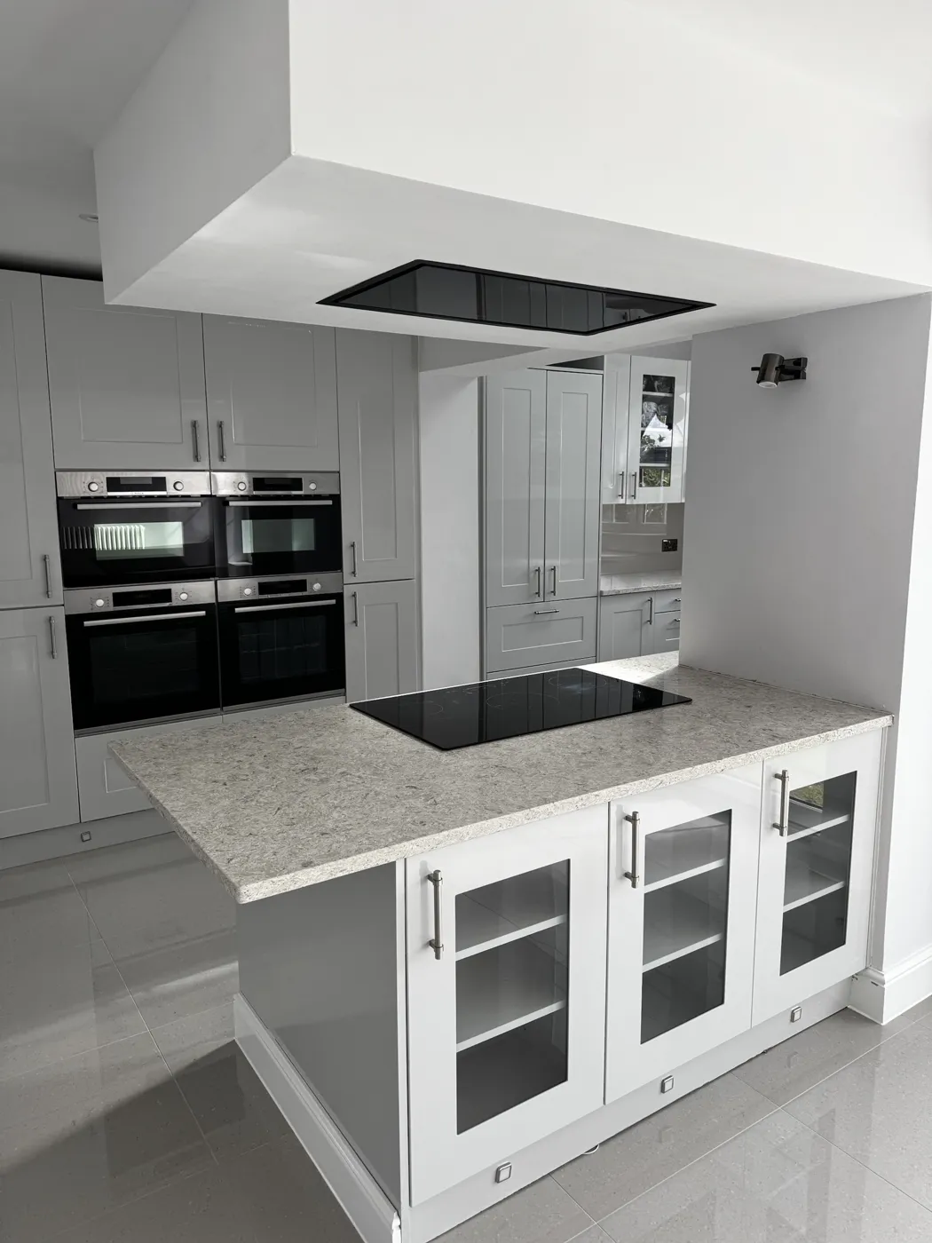 Clean kitchen island and worktops